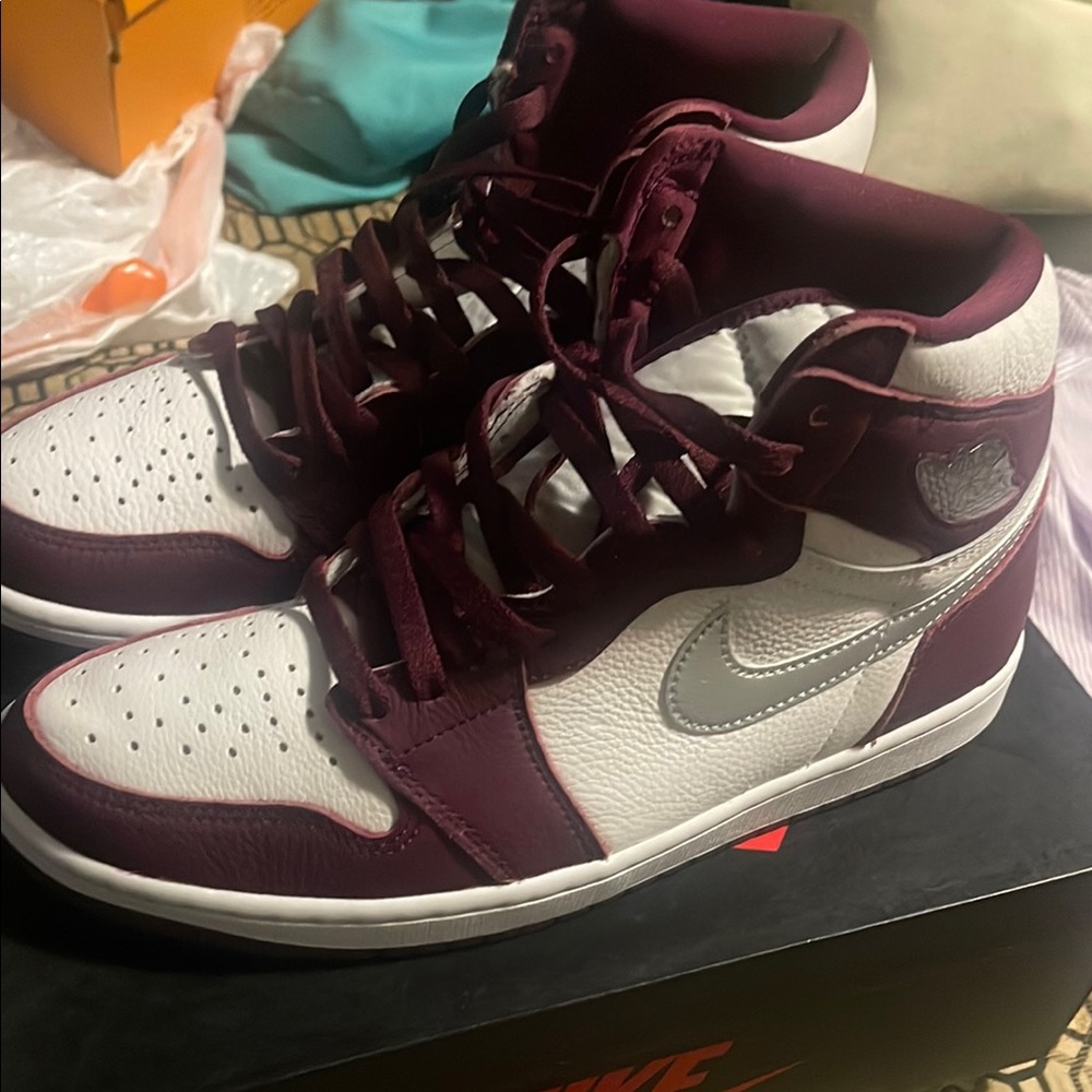 Air Jordan 1 retro high Bordeaux